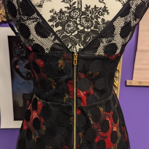 Betsey Johnson Floral Polka Dot Dress - Picture 4 of 6
